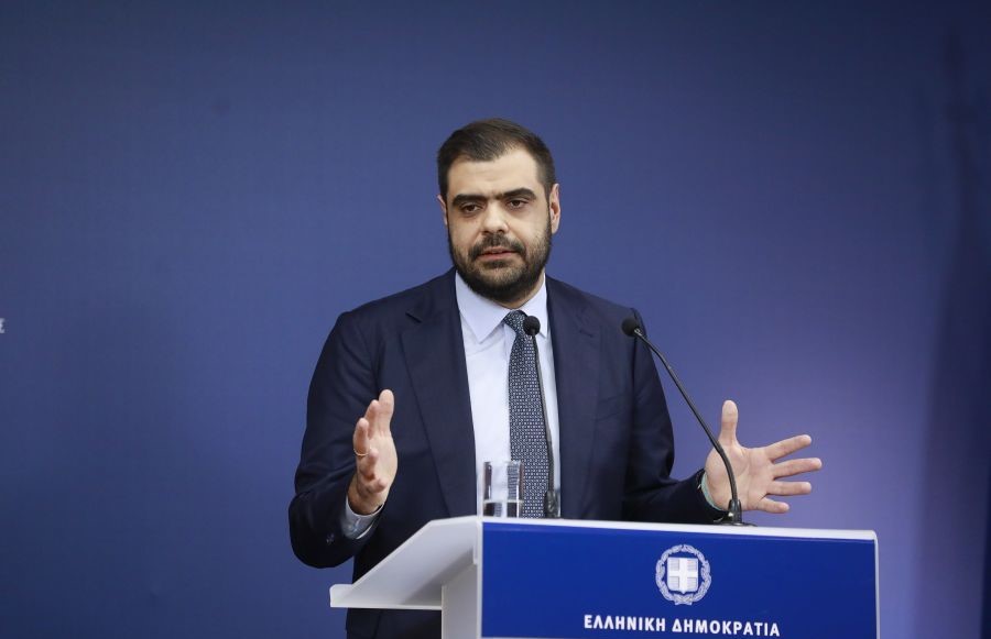 «Ροντέο» η κυβέρνηση: Ο Μαρινάκης απαντά στους «γαλάζιους αντάρτες» Υπουργούς για τους μισθούς ένστολων