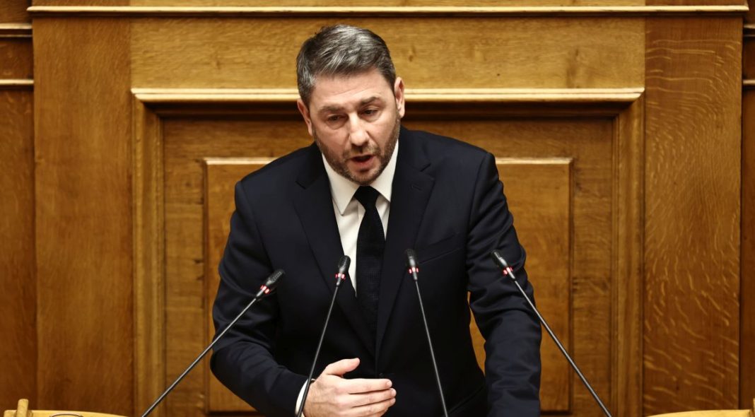Ανδρουλάκης: «Δύο χρόνια ο Μητσοτάκης έκανε τον Πόντιο Πιλάτο για τις τράπεζες»
