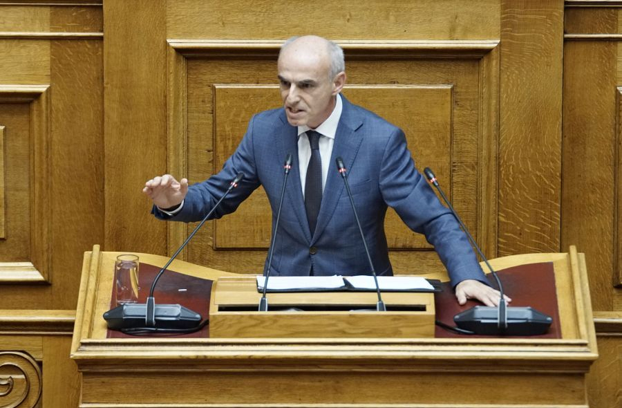 Γαβρήλος: «Ψευδόμενος ο Πρωθυπουργός – Ουδέποτε κατέβαλλε τον 13ο μισθό στους δημοσίους υπαλλήλους»