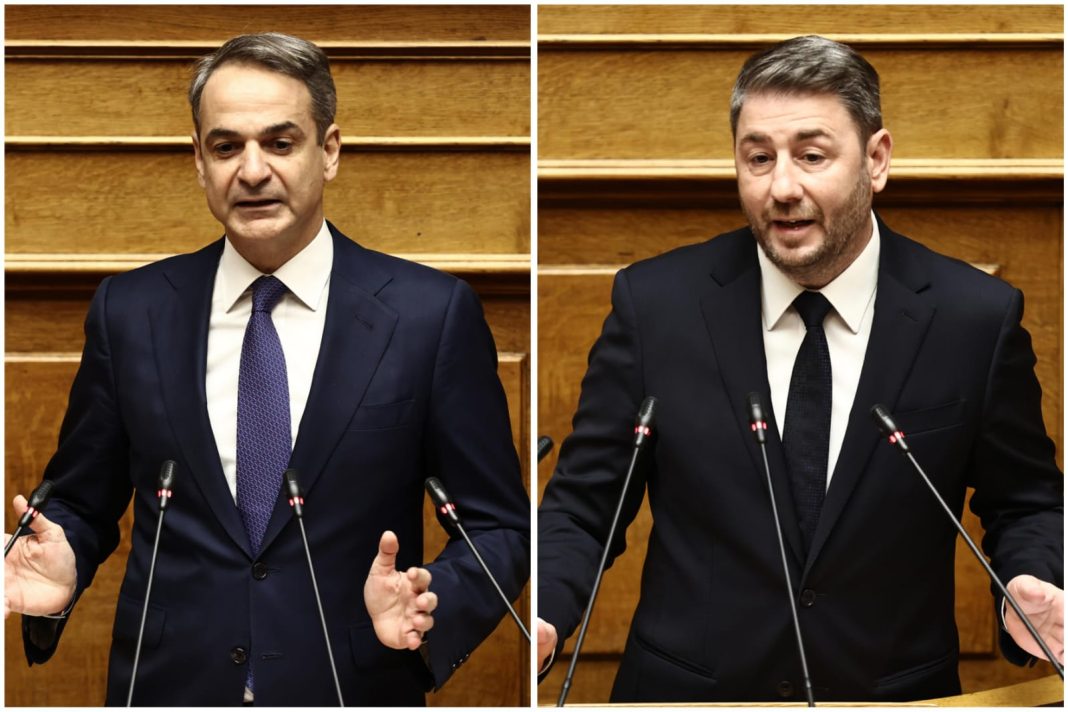 Κοκορομαχία ΝΔ-ΠΑΣΟΚ για τα «χάδια» στις τράπεζες