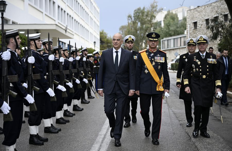 Τουρκικά ΜΜΕ για την επίσκεψη Λεκορνί: «Η Ελλάδα φοβάται την Τουρκία και αγοράζει πυραύλους»