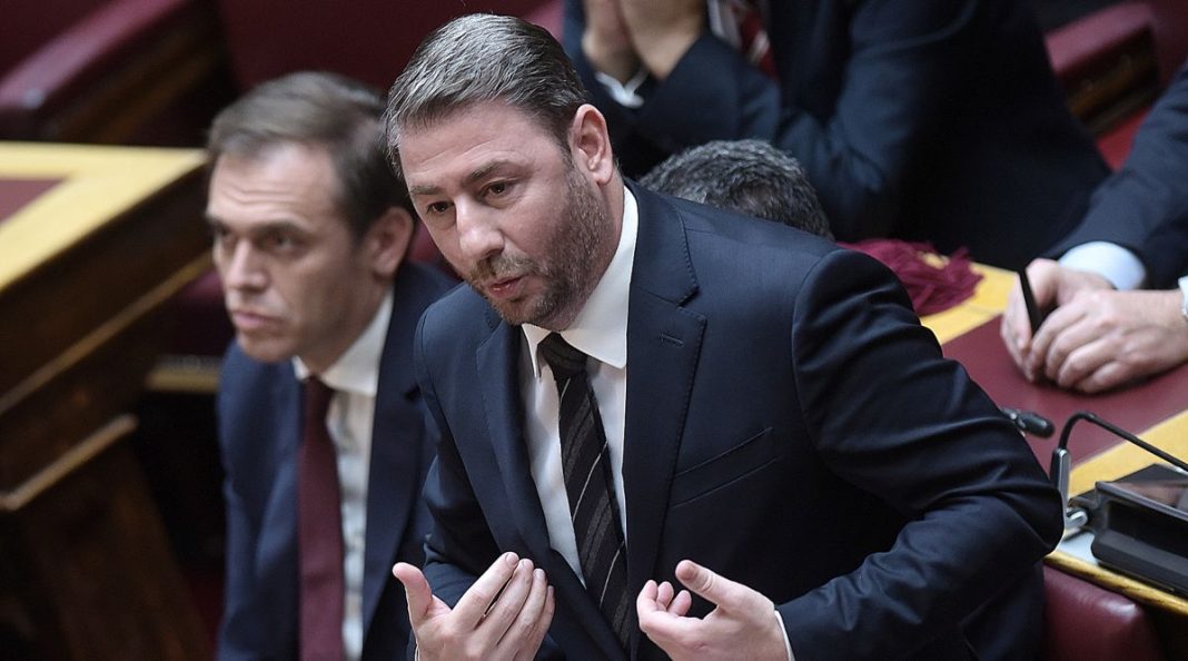 Ανδρουλάκης: Αναλαμβάνουμε πρωτοβουλία για τις εξοντωτικές αυξήσεις στα ασφάλιστρα των συμβολαίων υγείας