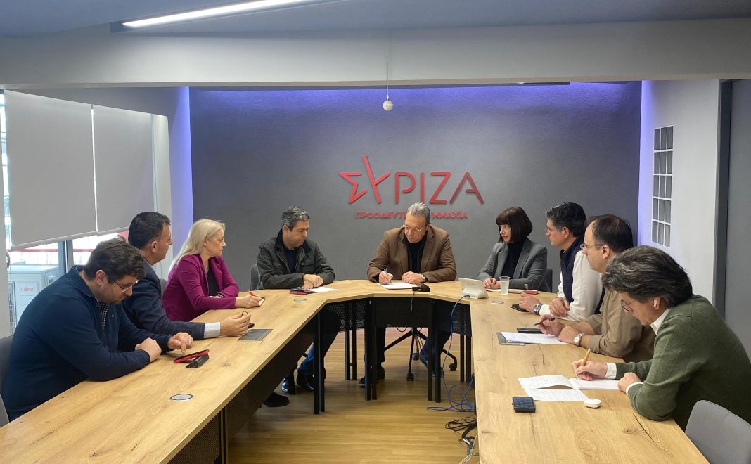 ΣΥΡΙΖΑ: Έκτακτη σύσκεψη στην Κουμουνδούρου για την εξέλιξη της κακοκαιρίας