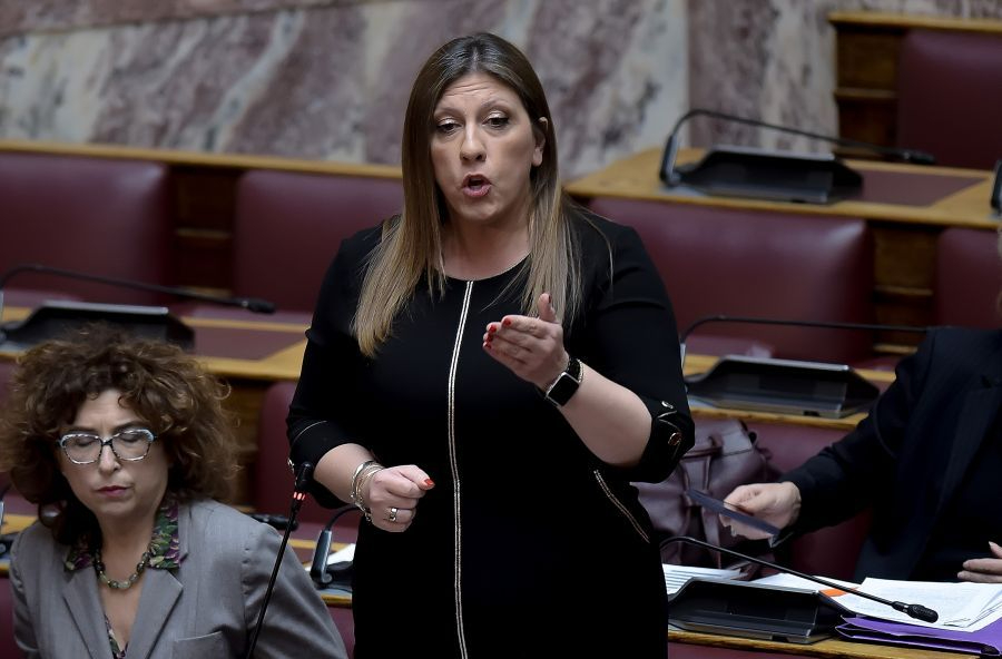 Σύγκρουση Κωνσταντοπούλου – Χρυσοχοΐδη για τον αστυνομικό της Βουλής: «Δεν καλύπτω κανέναν»