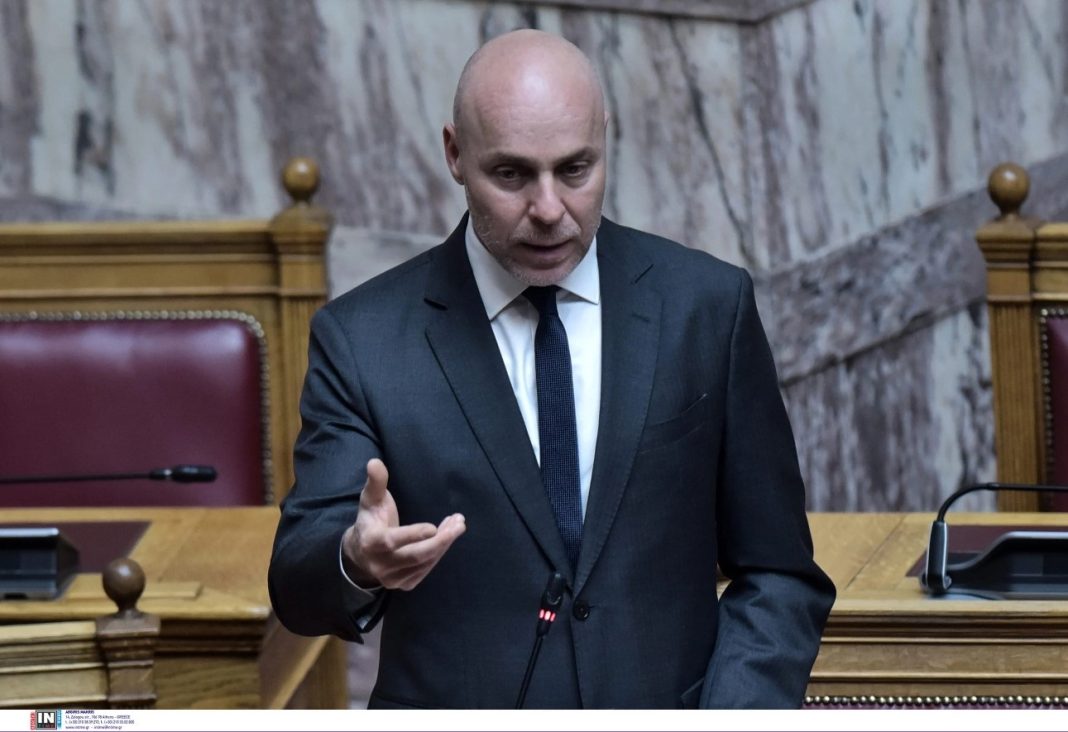 Ο Γιώργος Αμυράς παίρνει τη βουλευτική έδρα του Κώστα Τασούλα