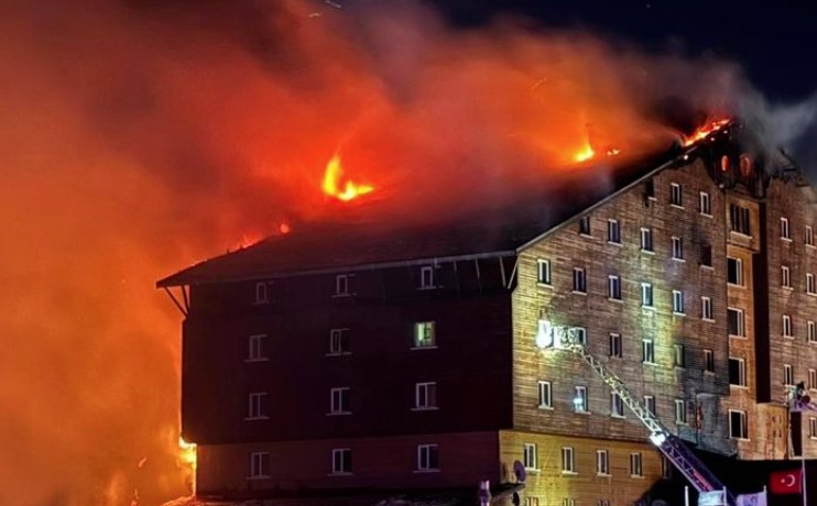 Τουρκία φωτιά σε ξενοδοχείο