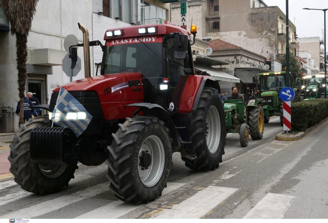 ΕΦΚΑ – Διάταξη «όνειδος» του Μητσοτάκη: Πασχαλιάτικο «δώρο» σε εισπρακτικές και fund τα χρέη αγροτών και ελεύθερων επαγγελματιών