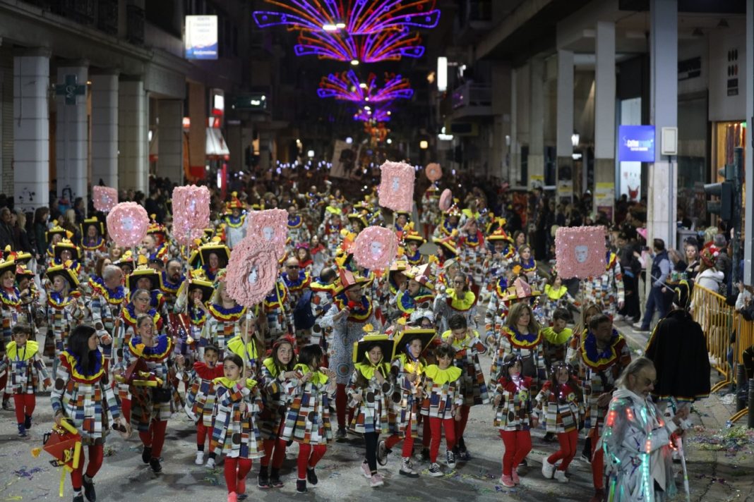 Πάτρα: Πότε ξεκινάει το καρναβάλι του 2025