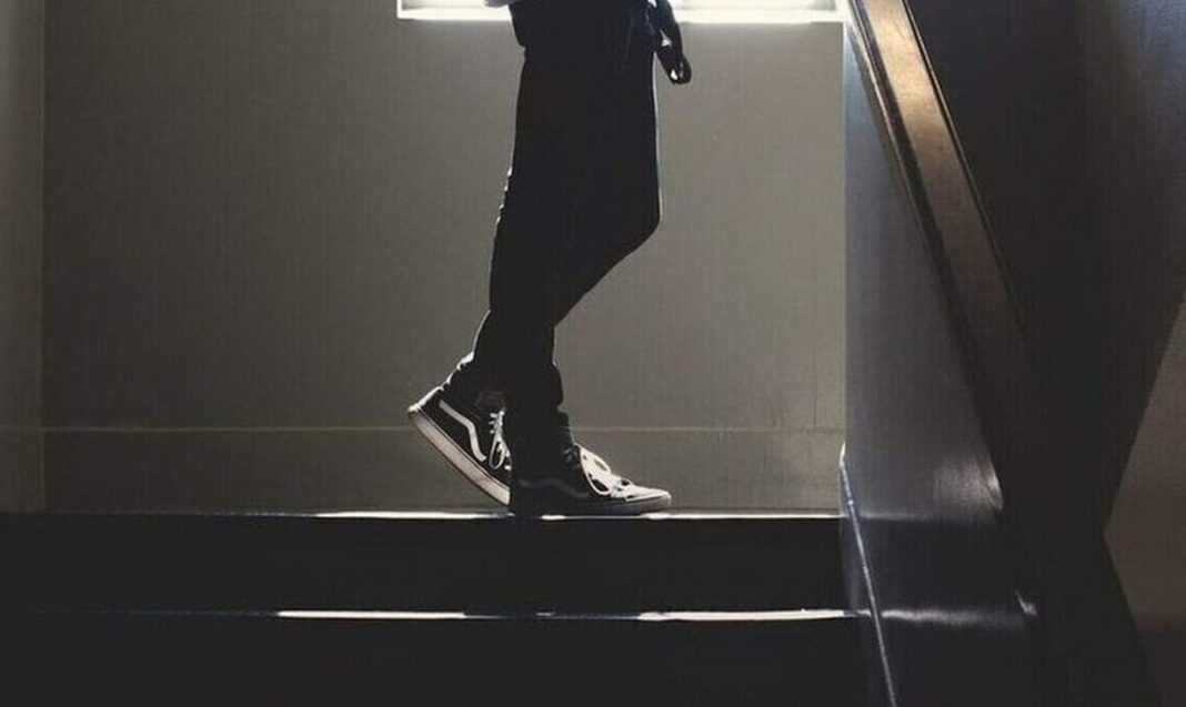 Αλιβέρι: 10χρονος κατήγγειλε μέσω έκθεσης σχολείου κακοποιητική συμπεριφορά στο σπίτι του