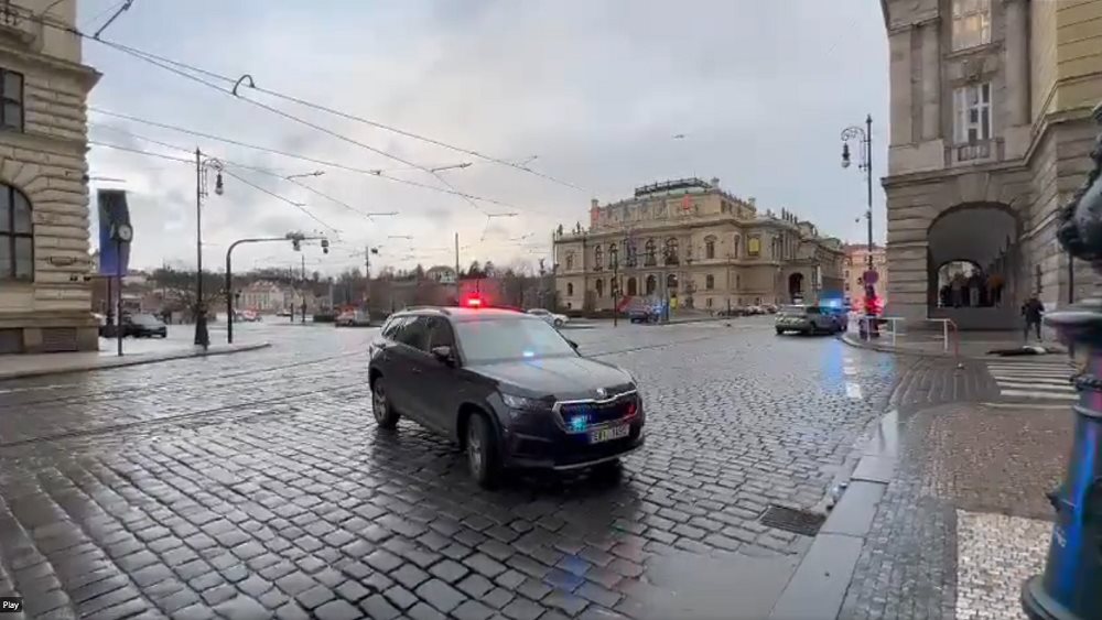 Τσεχία: 2 νεκροί σε επίθεση με μαχαίρι σε εμπορικό κέντρο – Συνελήφθη 16χρονος