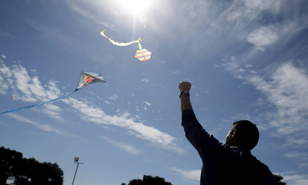 Καιρός: Έρχεται τριπλό κοκτέιλ – Η πρόβλεψη για την Καθαρά Δευτέρα