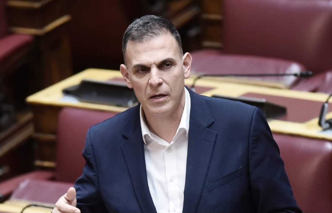 Γιώργος Καραμέρος