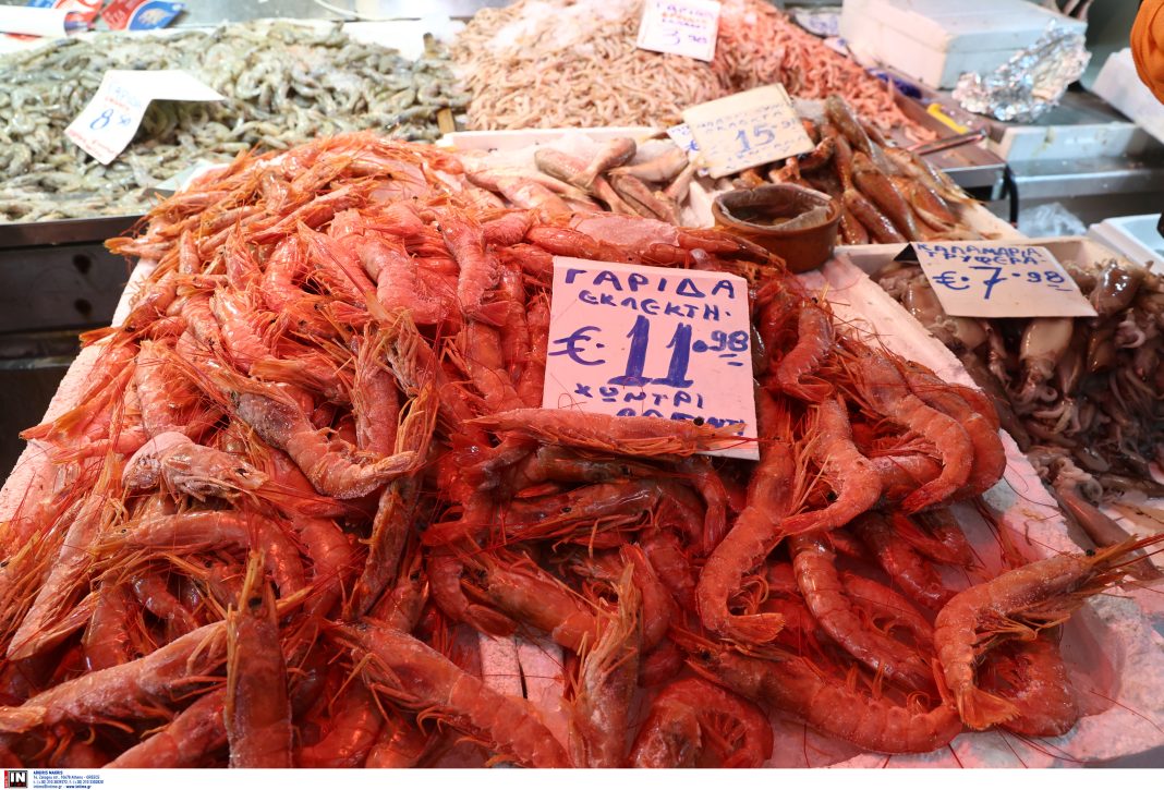 Ουρές στη Βαρβάκειο για τα σαρακοστιανά της Καθαράς Δευτέρας - Μέχρι πότε θα είναι ανοιχτή η αγορά Καθαρά Δευτέρα, Καιρός, Καλή Σαρακοστή, κούλουμα, νηστεία