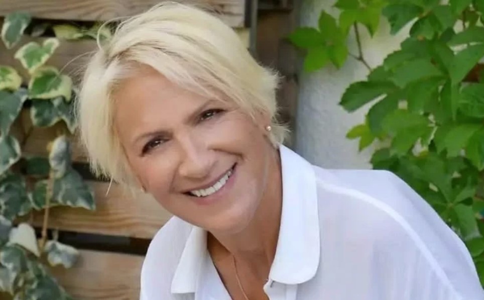 Αντίο Καιτουλα μου, γλυκό, καλόκαρδο κορίτσι! – Άφωνος ο καλλιτεχνικός κόσμος από τον θάνατο της Καίτης Κωνσταντίνου στα 61 της μόλις χρόνια