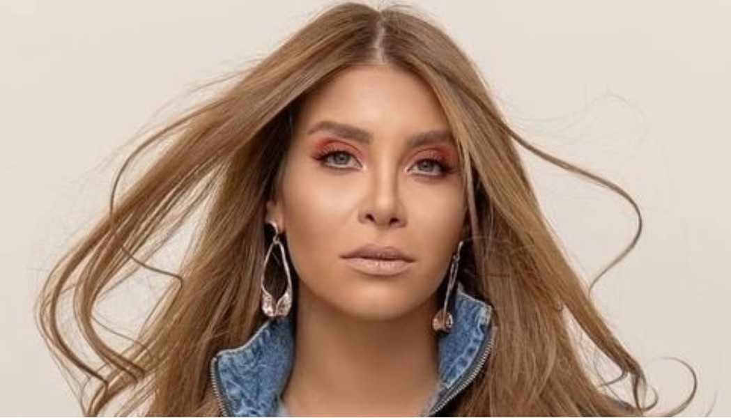 Η διάσημη Σύρια ηθοποιός Νουρ Άλι περιγράφει την επίθεση που δέχτηκε με το σπίτι της να πυροβολείται από Τσετσένους