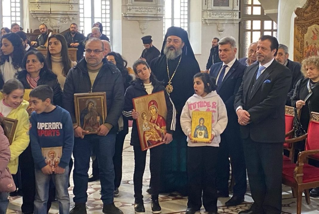 Ο Νικόλας Φαραντούρης περιγράφει όσα έζησε στη Συρία: Σφαγιάζονται Ελληνορθόδοξοι