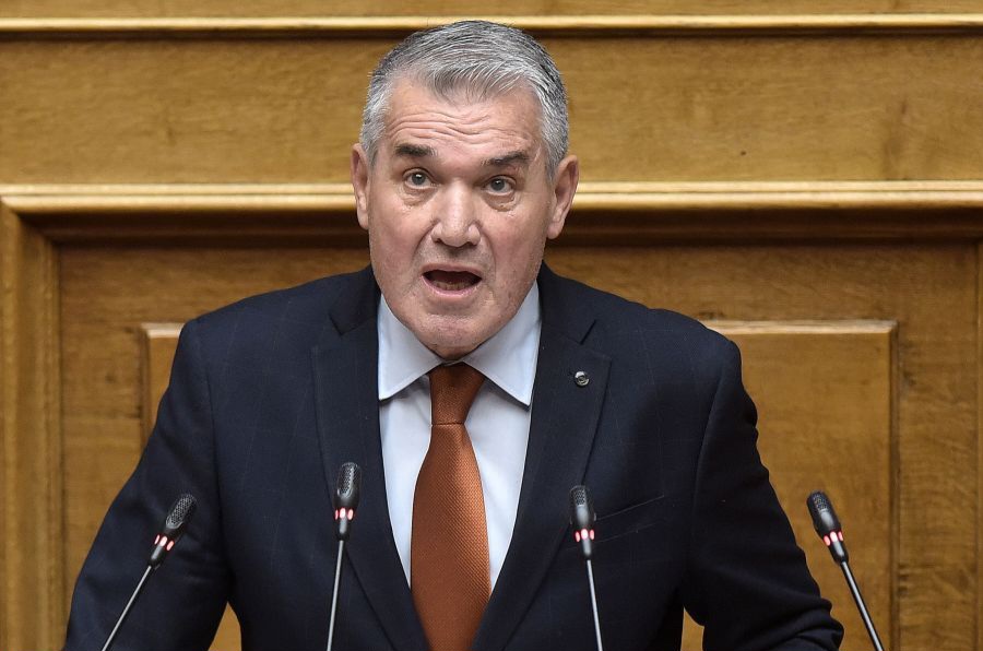 «Πήγαινε κάνε κανένα παιδί ή υιοθέτησε» είπε βουλευτής της ΝΔ στην Κωνσταντοπούλου – Διεγράφη από την ΚΟ (vid)