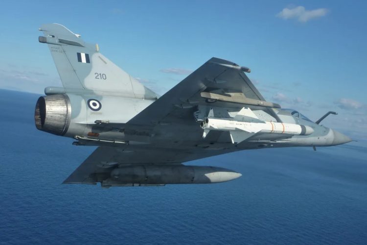 Η Ελλάδα αποκτά 16 πυραύλους Exocet από τη Γαλλία – Τη συμφωνία υπέγραψαν ο Δένδιας με τον Γάλλο ομόλογό του