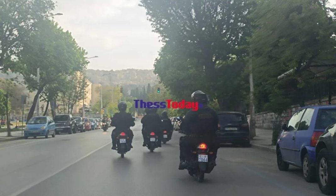 Επιχείρηση της Αστυνομίας στο ΑΠΘ – Εκκενώθηκε η κατάληψη του “Φυσικού” (Εικόνες)