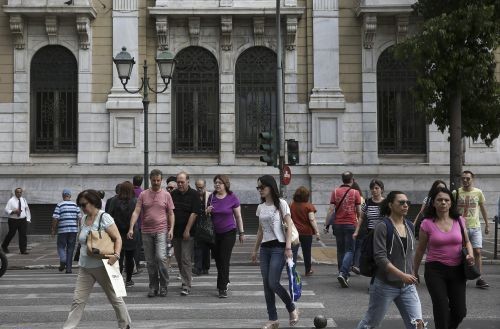 Φτώχια: Αυξημένος ο κίνδυνος για την Ελλάδα το 2024 – Πάνω από 2,7 εκατ. ζουν στα όρια