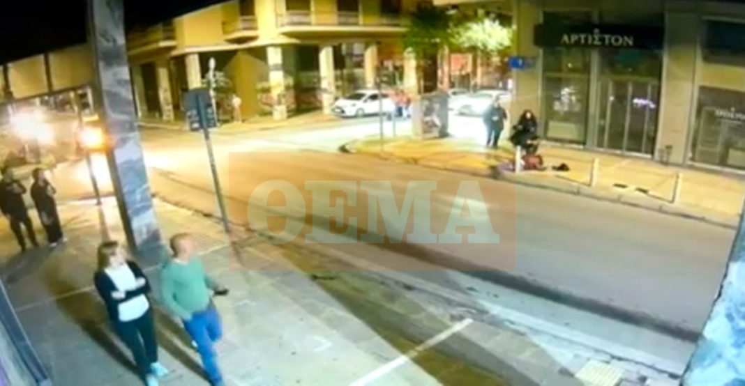 Εξάρχεια: Η στιγμή που Σύρος επιτίθεται σε 22χρονη στη Σόλωνος για να τη βιάσει - Δείτε το βίντεο