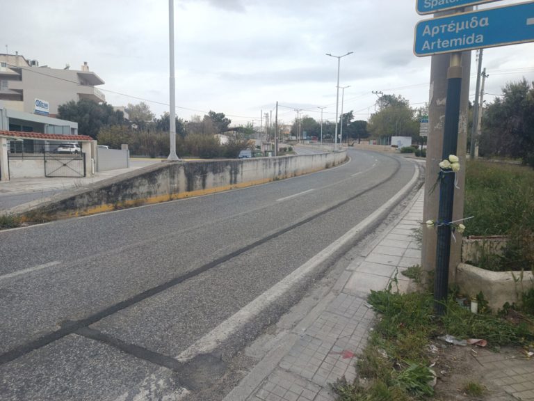 Σπάτα: Αυτοκίνητο παρέσυρε και εκσφενδόνισε στον αέρα 3χρονο παιδάκι που διέσχιζε το δρόμο (βίντεο) – το πήγε ο ίδιος στο νοσοκομείο