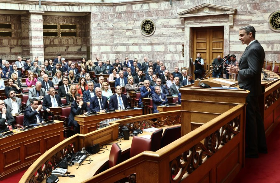 Παρασκήνιο από την ΚΟ της ΝΔ: Τα παράπονα και οι Υπουργοί που «κρύβονται»