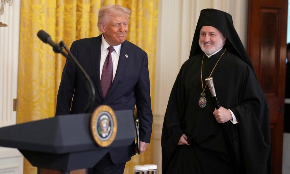 Έξω φρενών με τον Ελπιδοφόρο ο εκπρόσωπος της «Γαλάζιας Πατρίδας» – Ζητά να του αφαιρεθεί η τουρκική υπηκοότητα