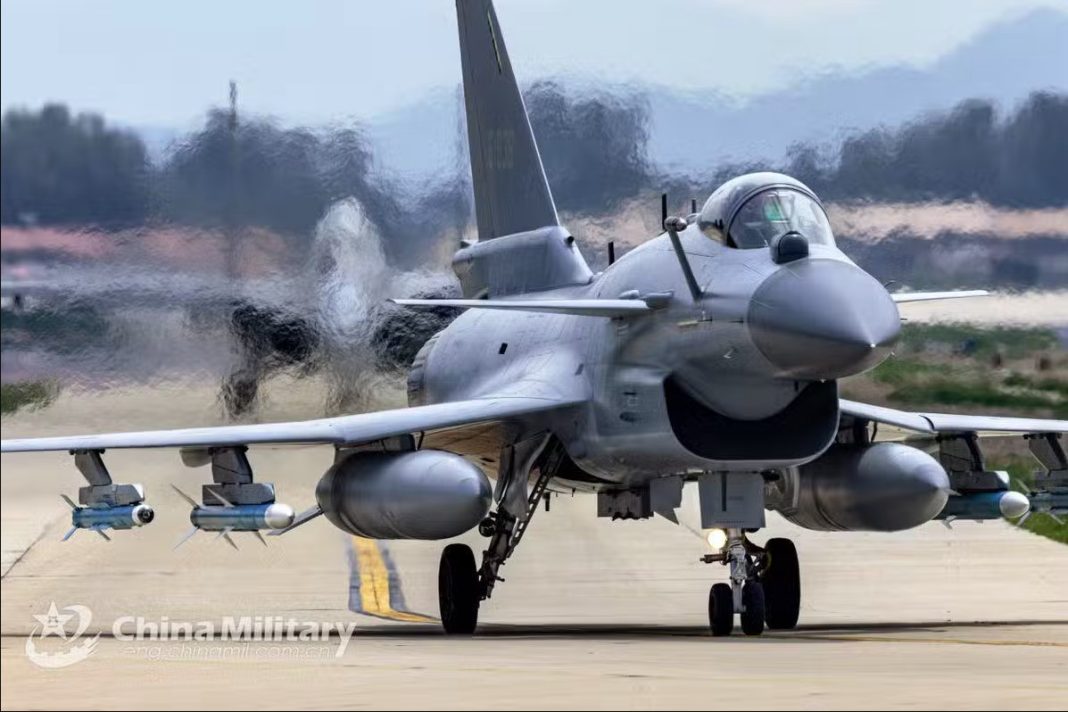 «Φυλάκια ελέγχου» χτυπά το Πακιστάν, επιθέσεις με drone εξαπολύει η Ινδία – Εμμένει το πολεμικό κλίμα μεταξύ των δύο χωρών