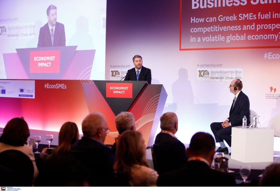 Ανδρουλάκης από το συνέδριο του Economist: Δέσμη 9 προτάσεων για ανταγωνιστικές μικρομεσαίες επιχειρήσεις
