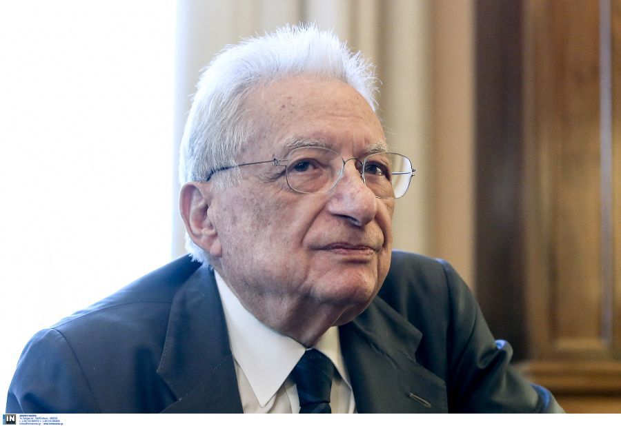 «Έφυγε» από την ζωή ο Πέτρος Μολυβιάτης σε ηλικία 97 ετών